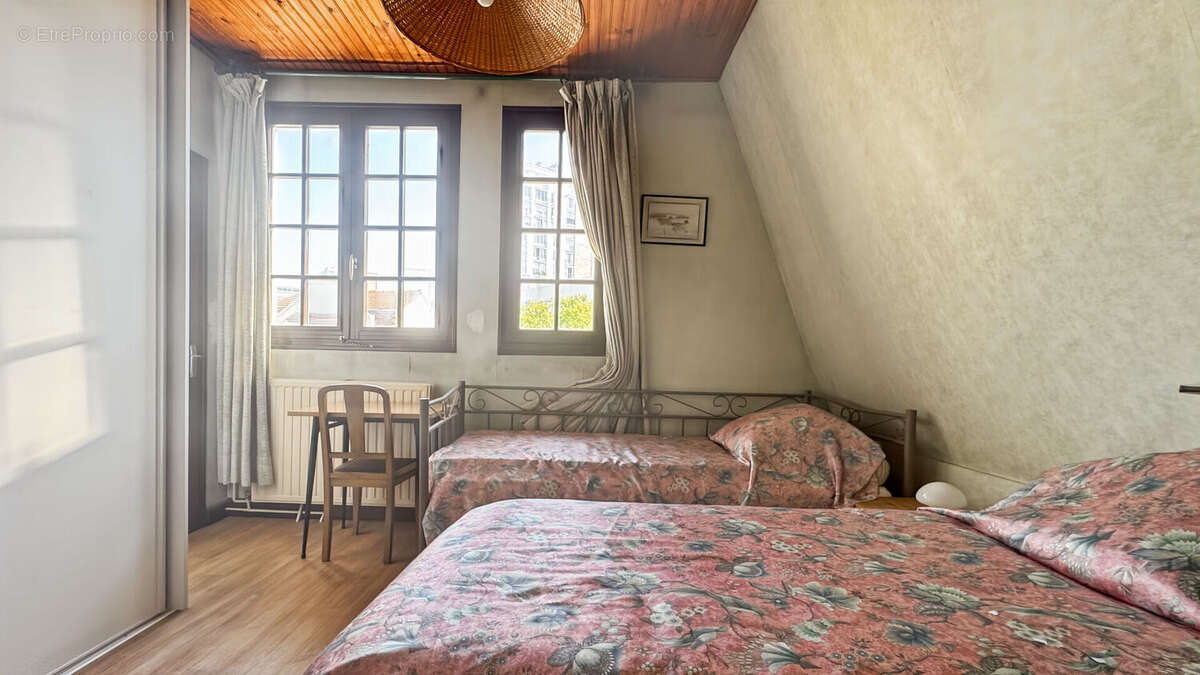 Maison à ROSNY-SOUS-BOIS