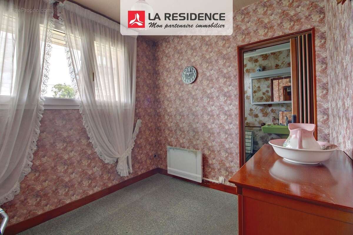 Maison 98 m² à Saint-Etienne-Du-Rouvray  - photo 8
