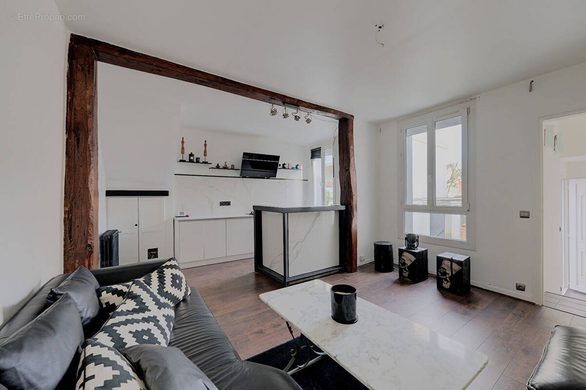 Appartement à LE PERREUX-SUR-MARNE