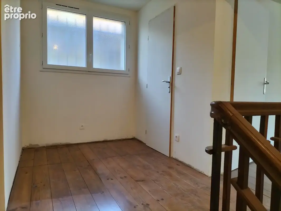 maison d'habitation spacieuse idéal pour petite famille , rénovation de qualité,  quartier calme - photo 13