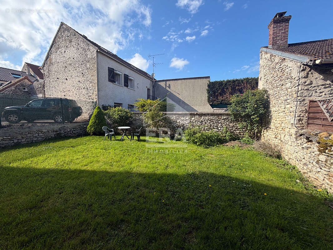 Appartement à BEYNES