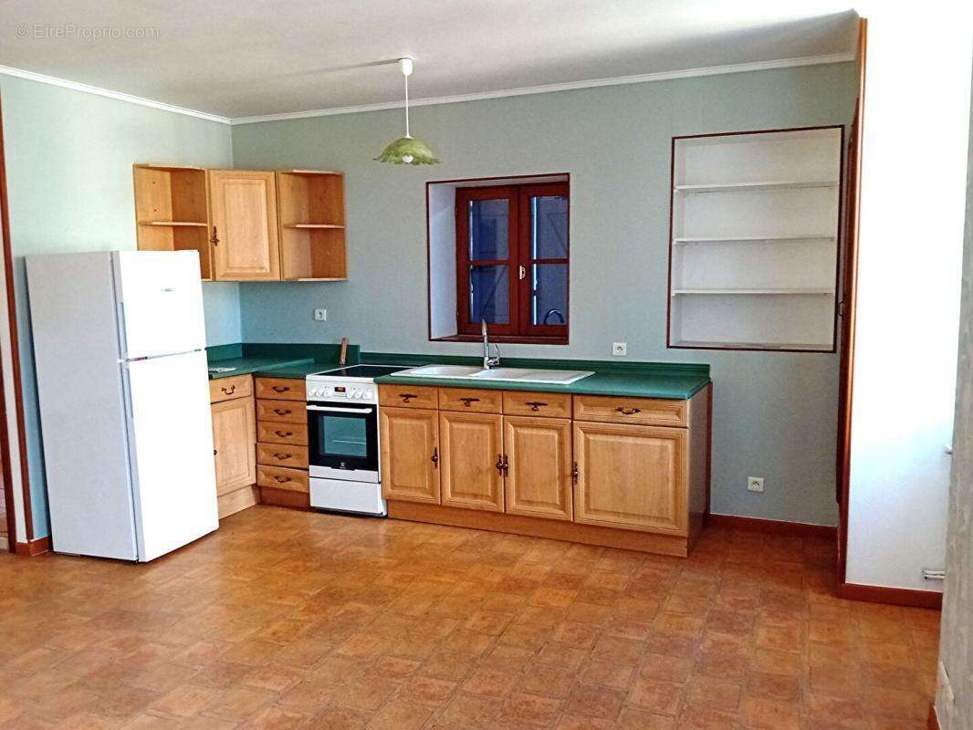 Appartement à LIMOGNE-EN-QUERCY