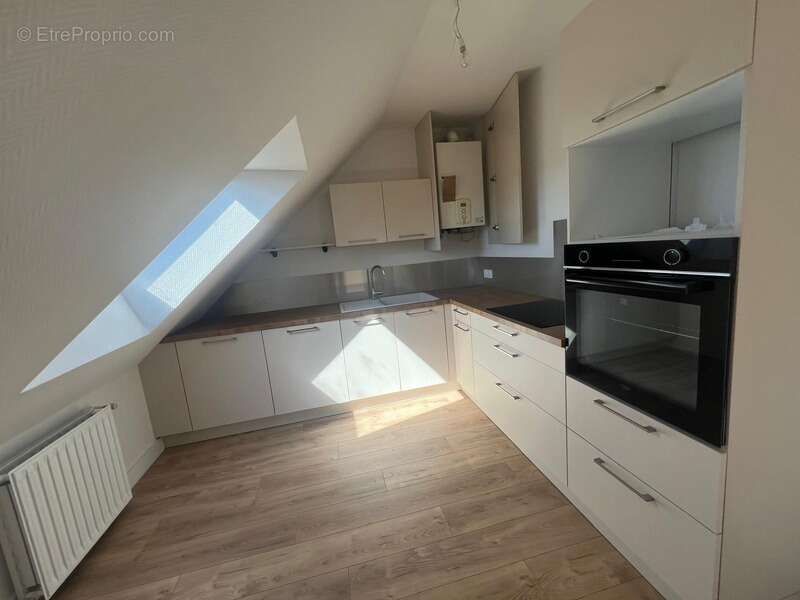 Appartement à SAINT-CYR-SUR-LOIRE