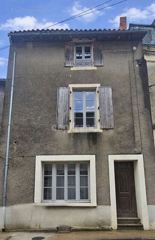 Maison ancienne 6 pièces PARTHENAY (79) - photo 15