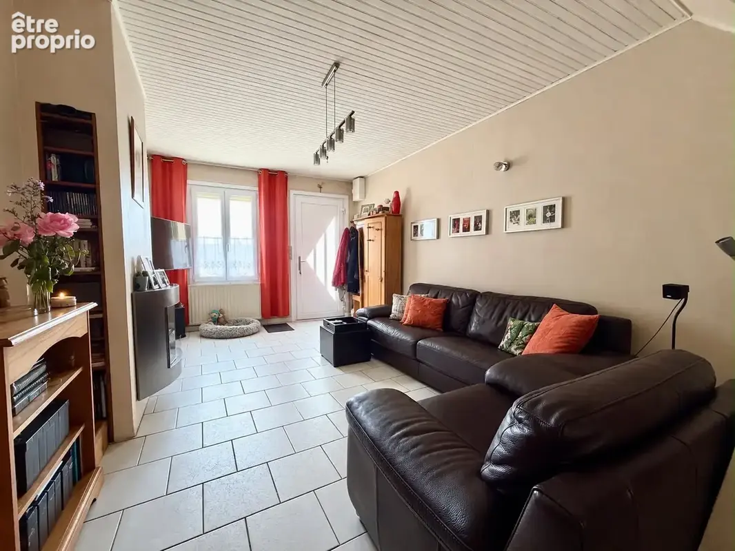 Maison de ville avec grand jardin arbore de 370m2 ! - photo 4