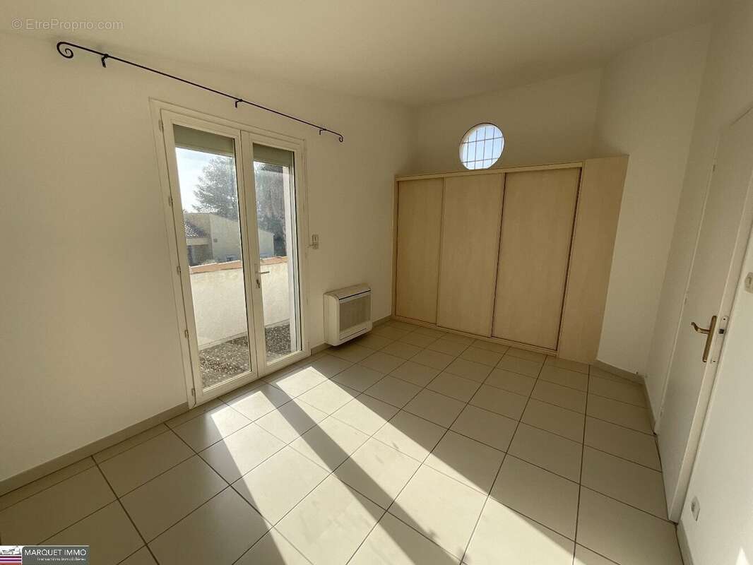 Maison à LIGNAN-SUR-ORB