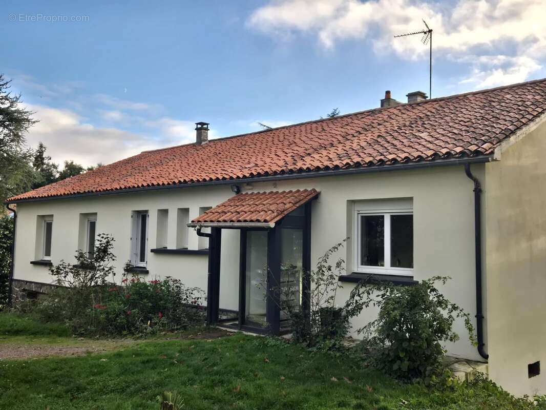 Maison à CHEFFOIS