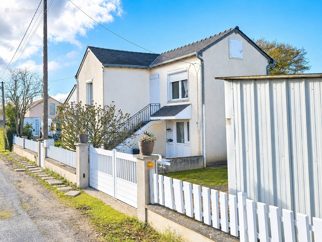Maison à POUANCE