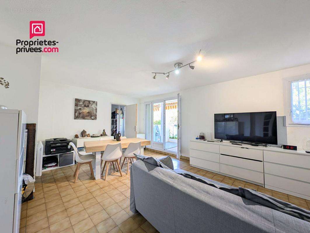 Appartement à MARSEILLE-9E