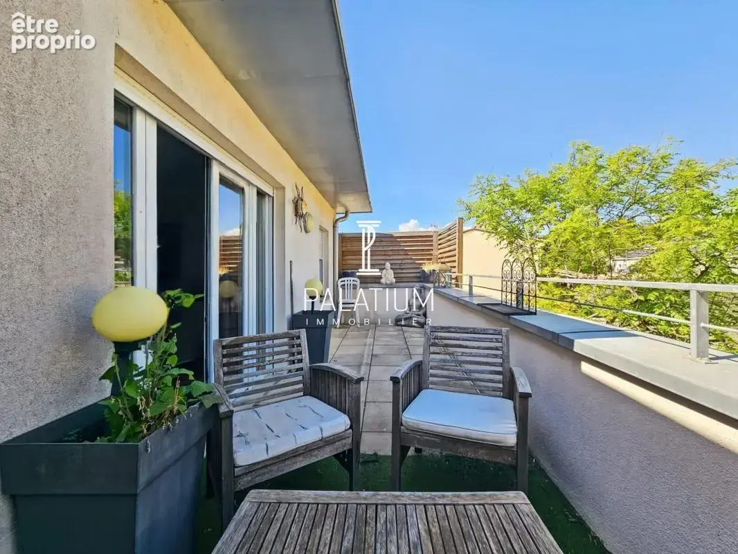 Appartement à PERTUIS