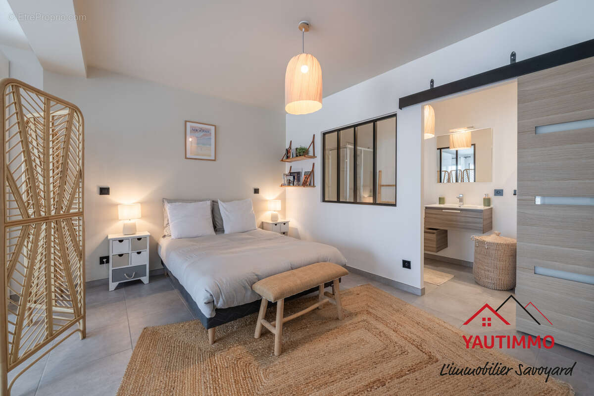 Maison à CRANVES-SALES