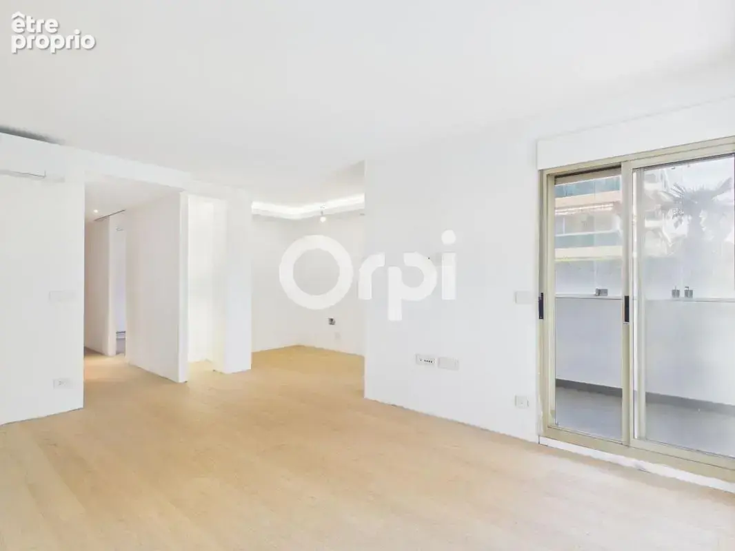 Appartement 100 m de la mer 2p avec loggia - rez de jardin - à 50 m de la mer - ideal investisseur. - cave -parking - photo 7
