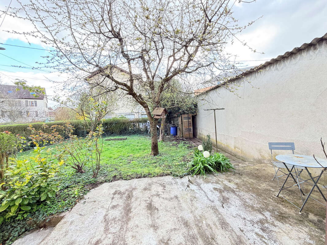 Maison à AUDINCOURT