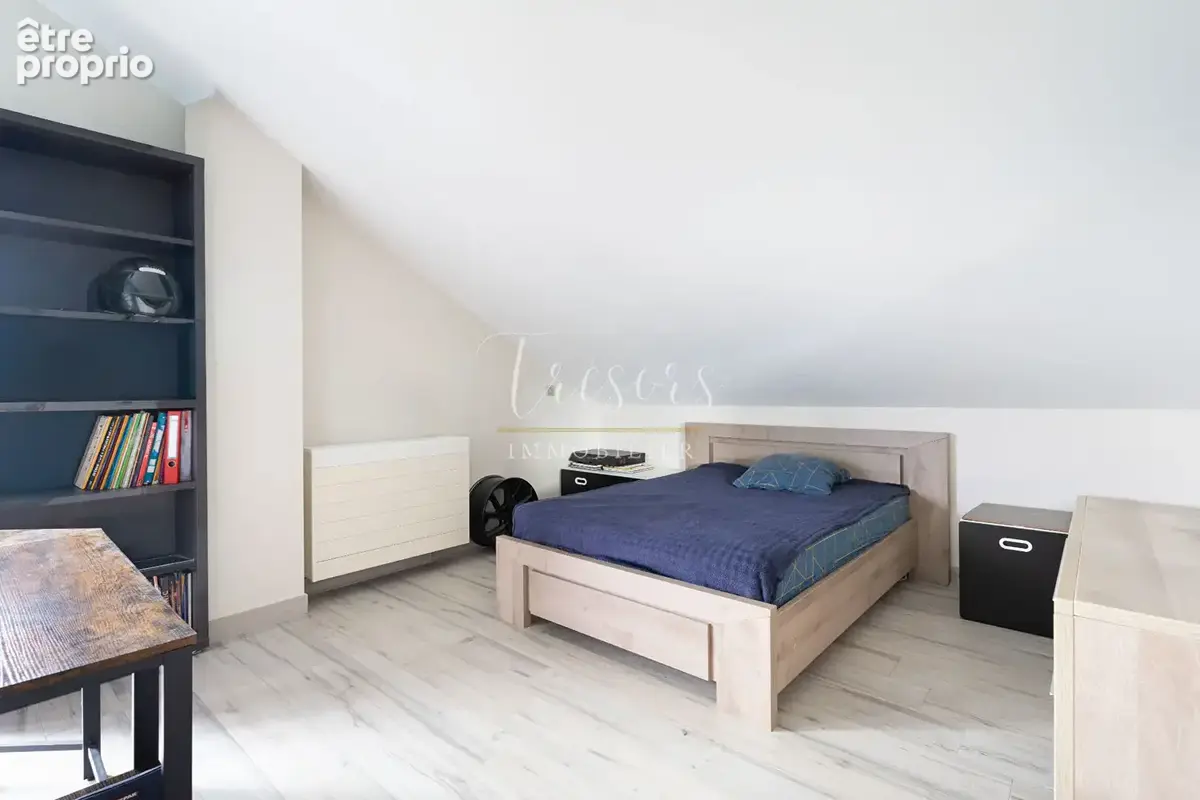 Maison familiale de 226m²  Vue Exceptionnelle sur les montagnes et Studio indépendant - photo 7