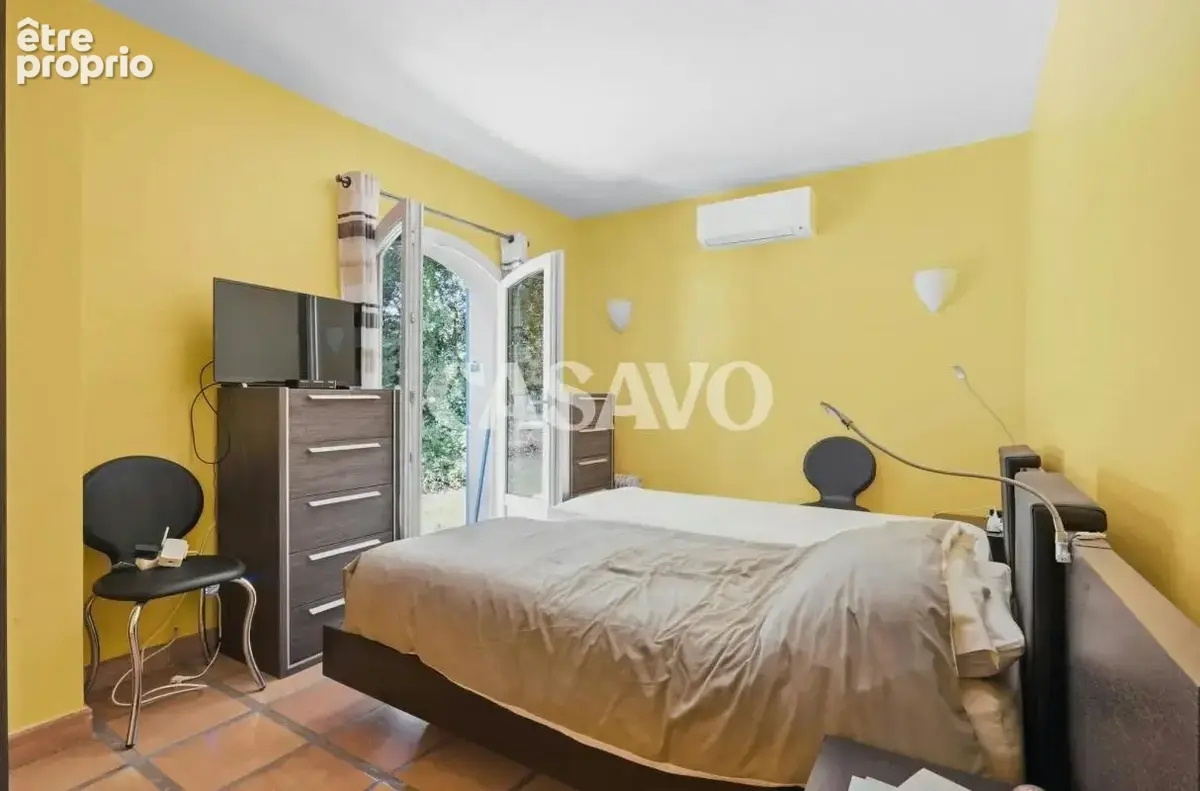 Vente Maison 5 pièces de 203m² - 13760 Saint-Cannat - photo 9