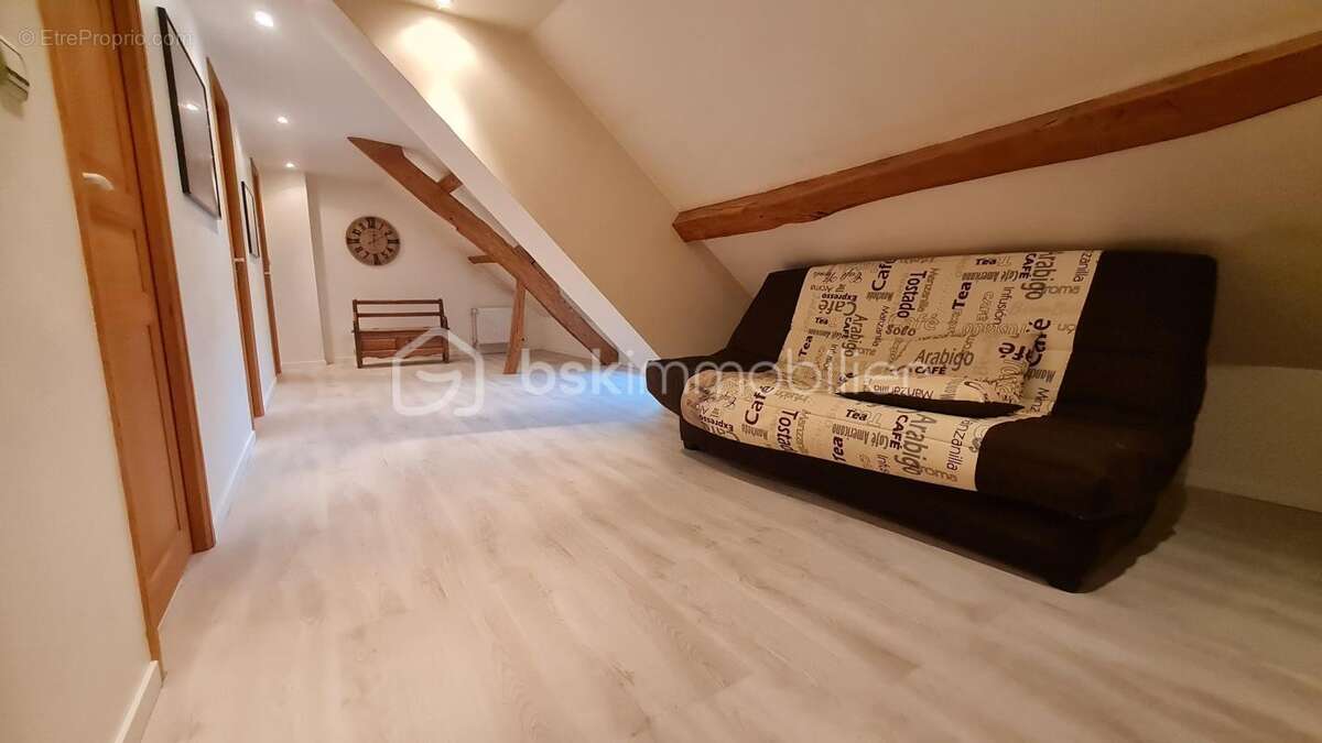 Maison à EVERLY