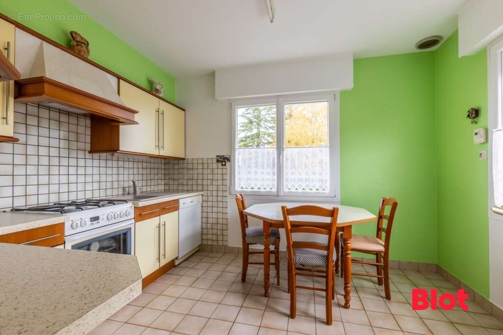 Maison à JANZE