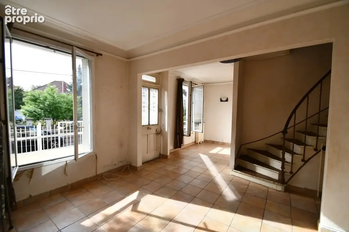 Maison lumineuse 4 pièces à Les Pavillons-sous-Bois - photo 2