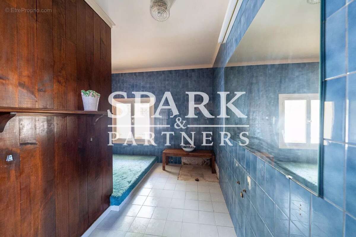 Appartement à BEAULIEU-SUR-MER