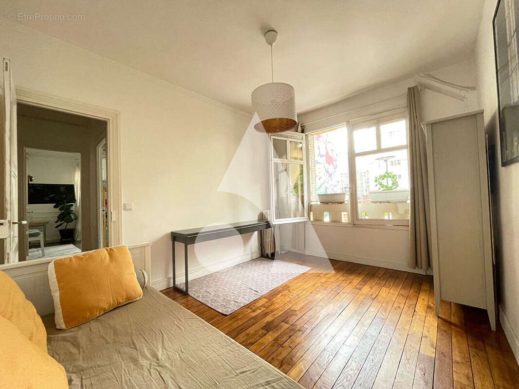 Bel appartement 2 pièces en pleine coeur de la ville - photo 3