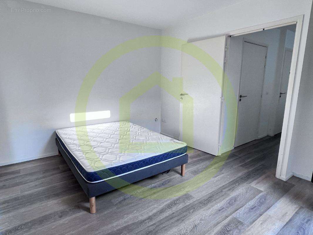 Maison à LES RUES-DES-VIGNES