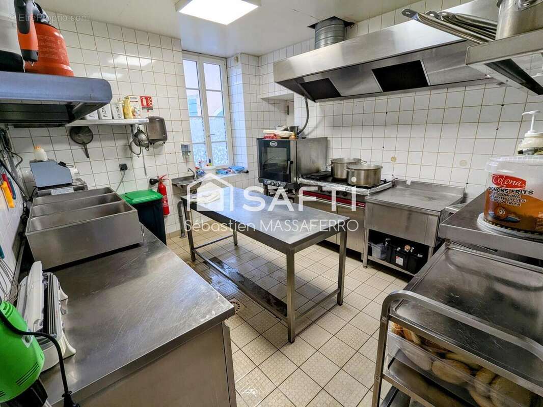 Photo 6 - Commerce à CIEZ