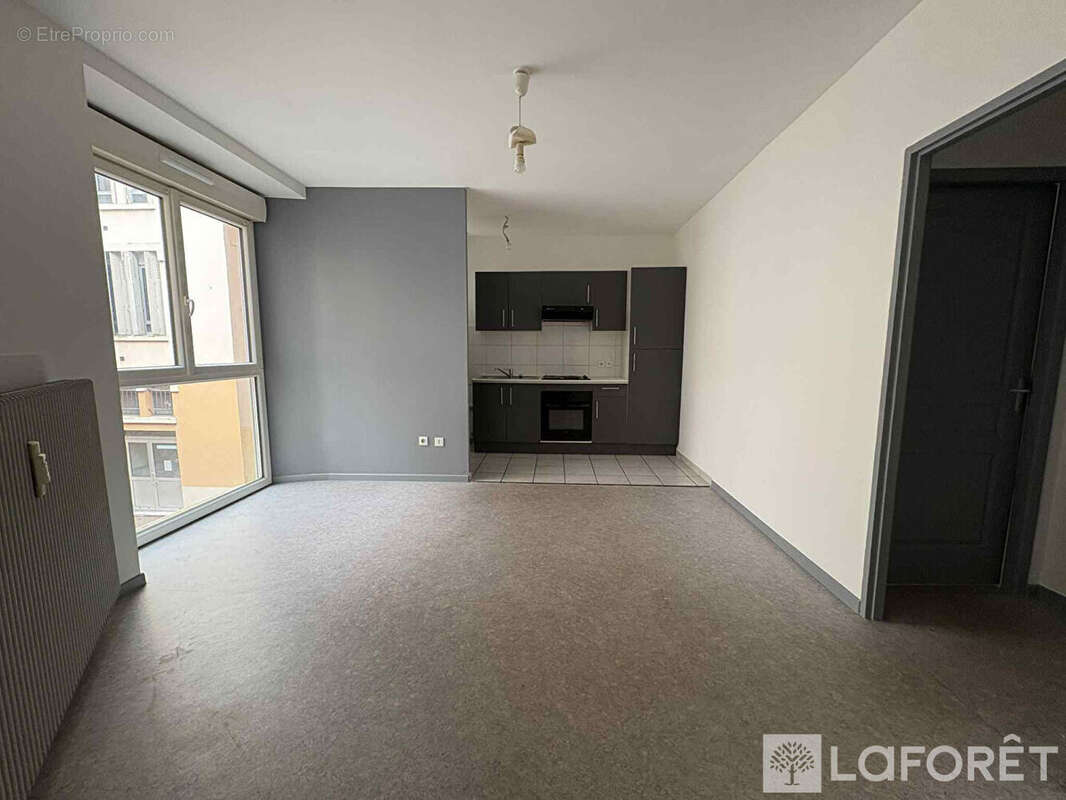 Appartement Belfort 3 pièce(s) 44.9 m2 - photo 2