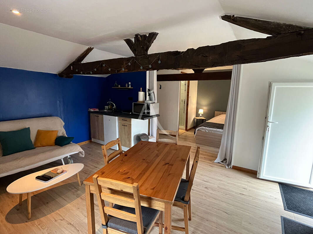 Maison à MOUTIERS-LES-MAUXFAITS