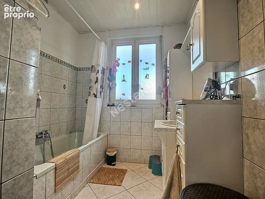 Maison Forbach - 3 Chambres - 137 m2 - Rue calme - proche commodités - Terrain 6,01 ares - photo 7