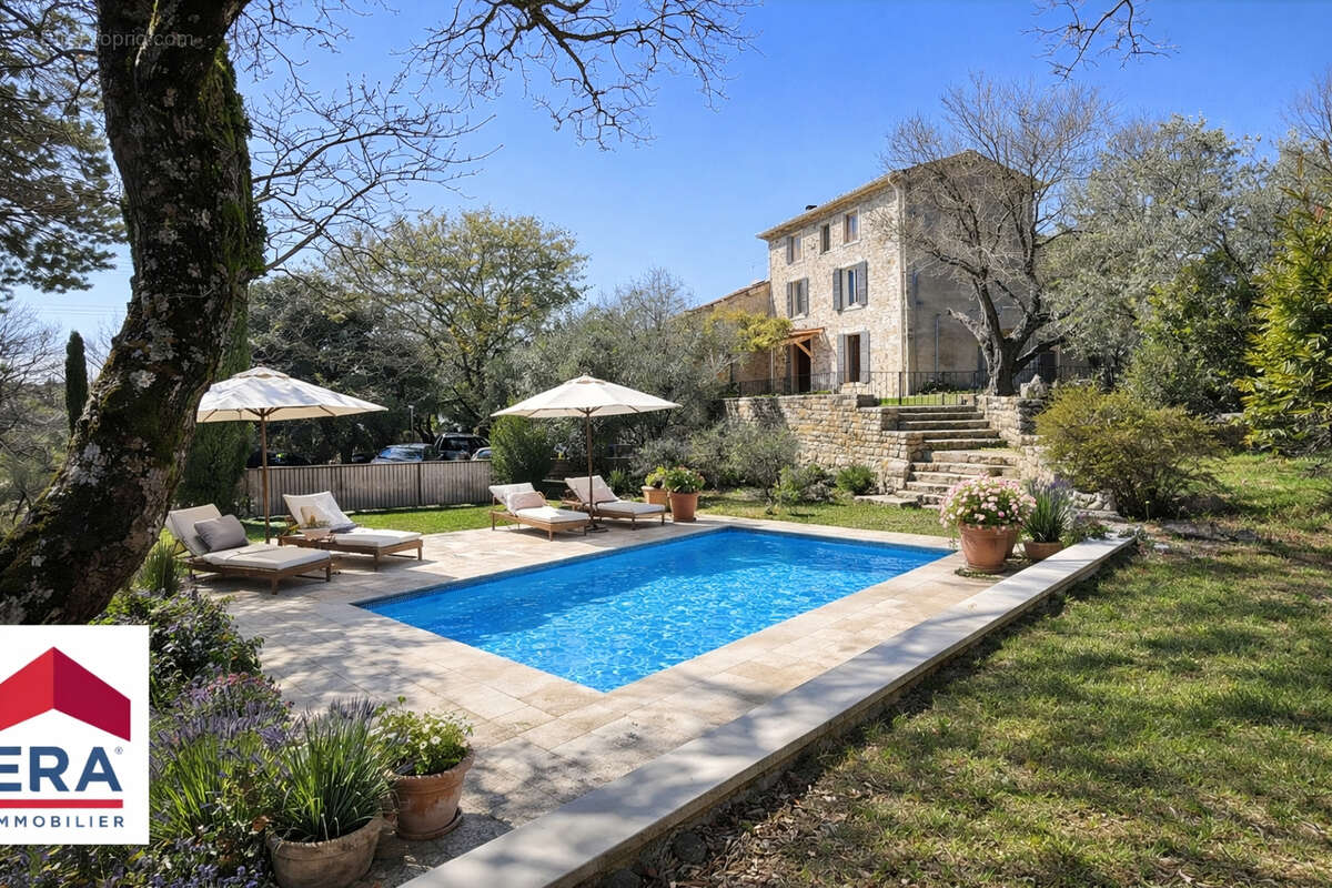 Maison à MAZAN