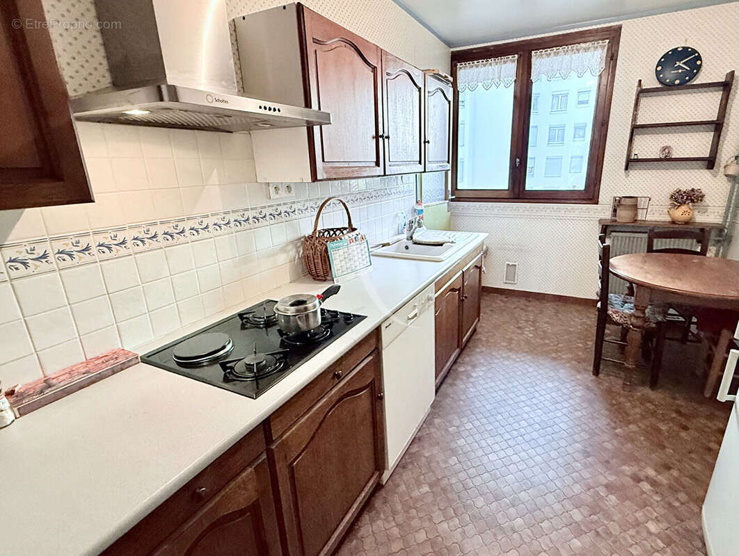 Appartement à CHAVILLE