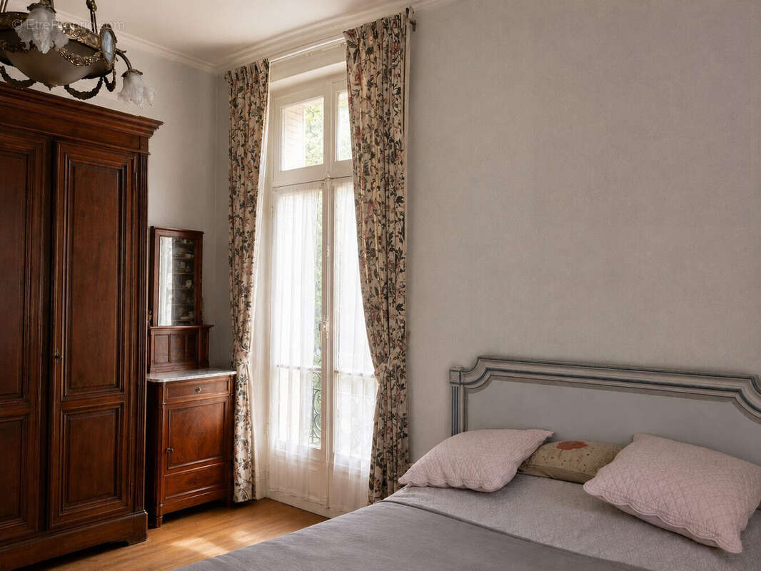 Maison 180 m² à Sens  - photo 4