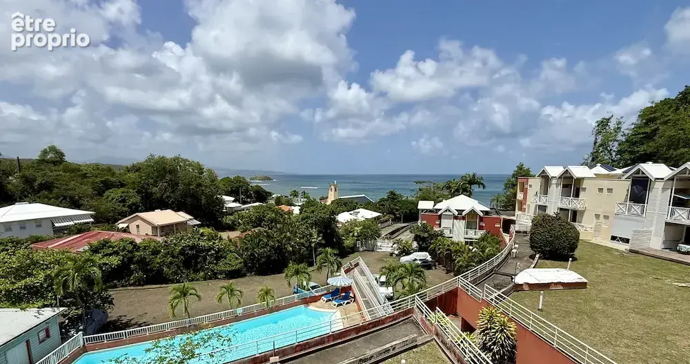 Trinité / Tartane : Très bel appartement T2 meublé avec vue mer - photo 1