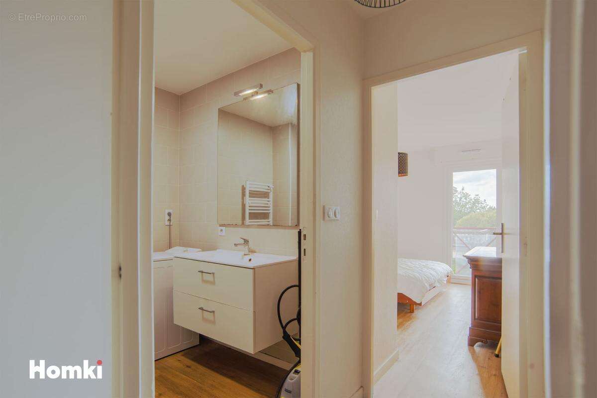 Appartement T2 de 51 m² à Dax 40100 - photo 5