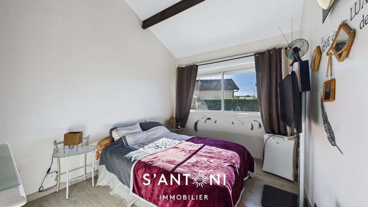 Maison à LIGNAN-SUR-ORB