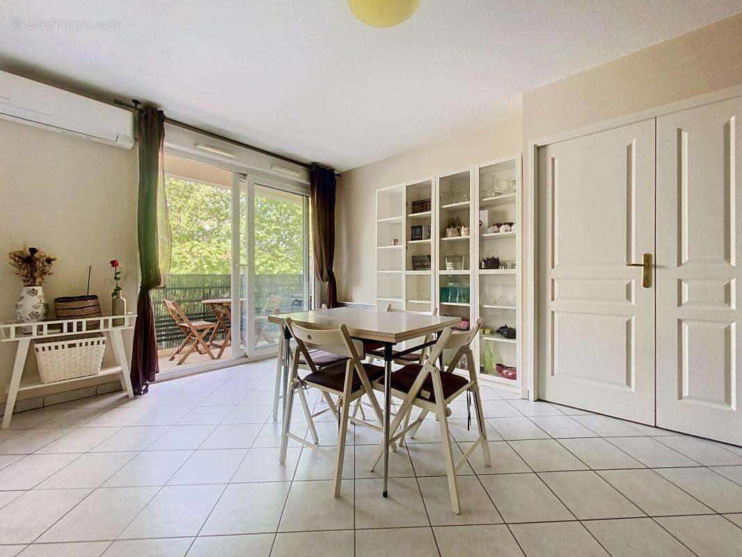 Appartement à LYON-8E