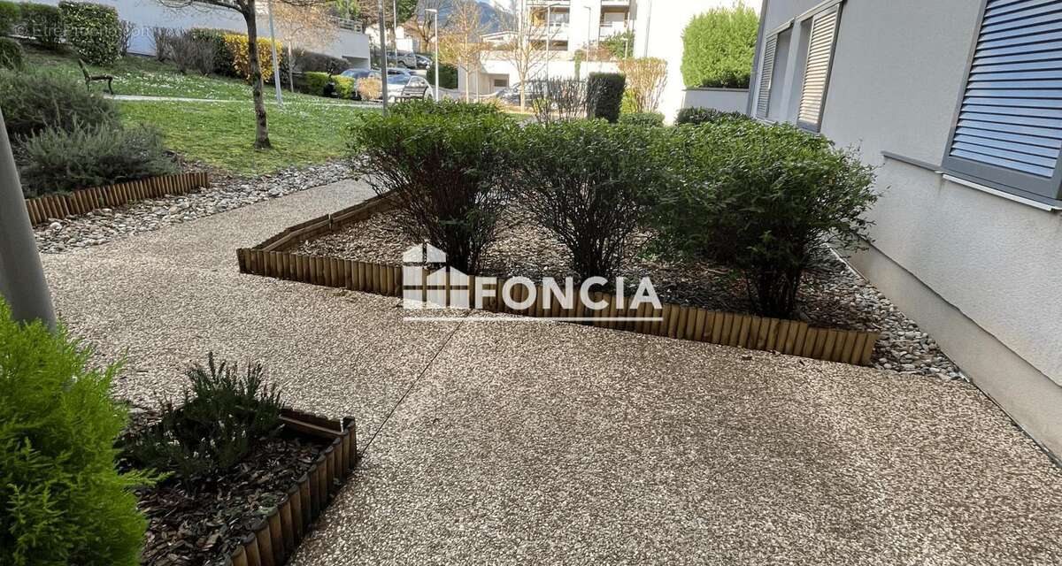 Appartement à SAINT-ISMIER