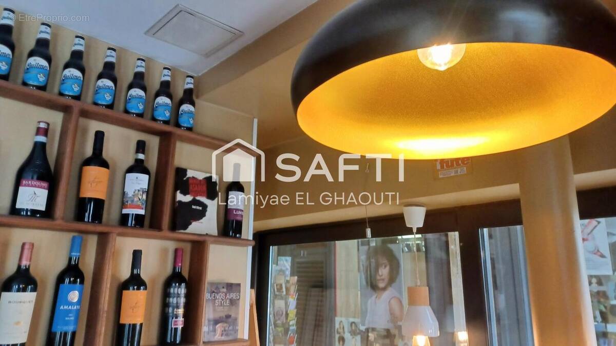 Photo 1 - Commerce à PARIS-9E