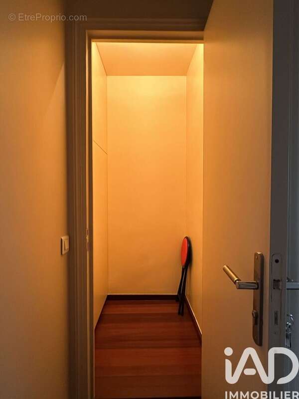 Photo 8 - Appartement à LA COURNEUVE