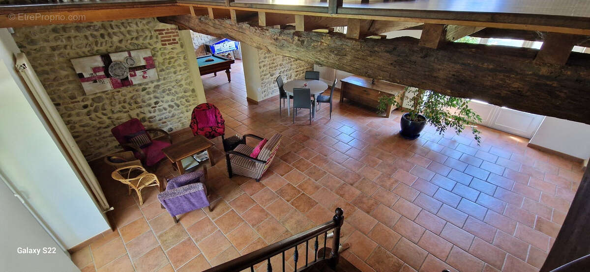 Maison à CHAZEY-SUR-AIN