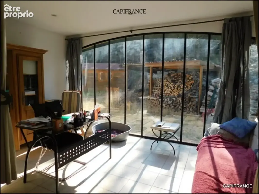 A LE VAL (83143) Maison familiale avec piscine, 4 chambres, grand garage, terrain naturel et boisé - photo 7