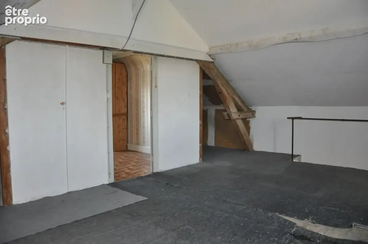Belle maison des années 30, proche des commodités, terrain de 2120 m2 - photo 10