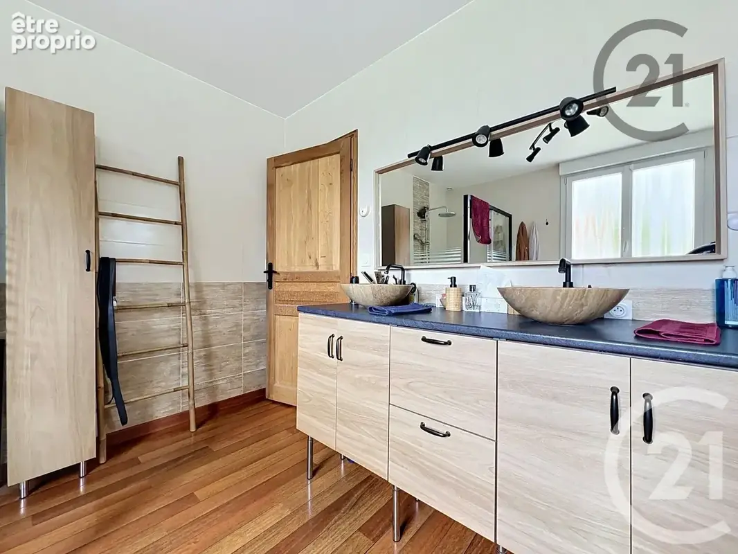 Maison 8 pièces 189 m² à vendre à Givry (08130) - photo 11