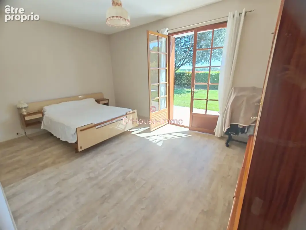 Maison 6 pièces 115 m² à vendre à Antogny-Le-Tillac (37800) - photo 26