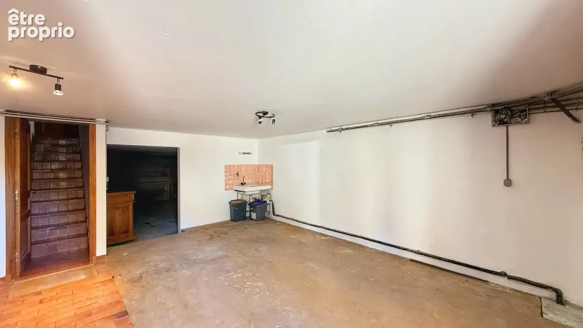 TULLINS, Maison de village 75 m2 + dépendance - photo 11