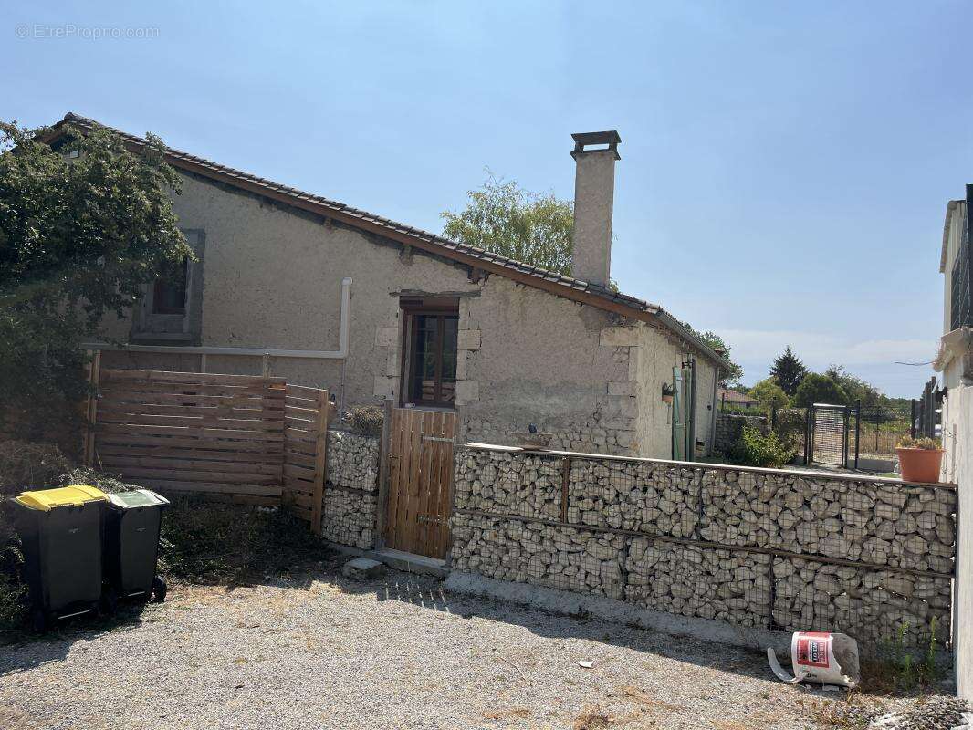 Maison 6 pièces 170 m² à vendre à Saint-Bonnet (16300) - photo 20