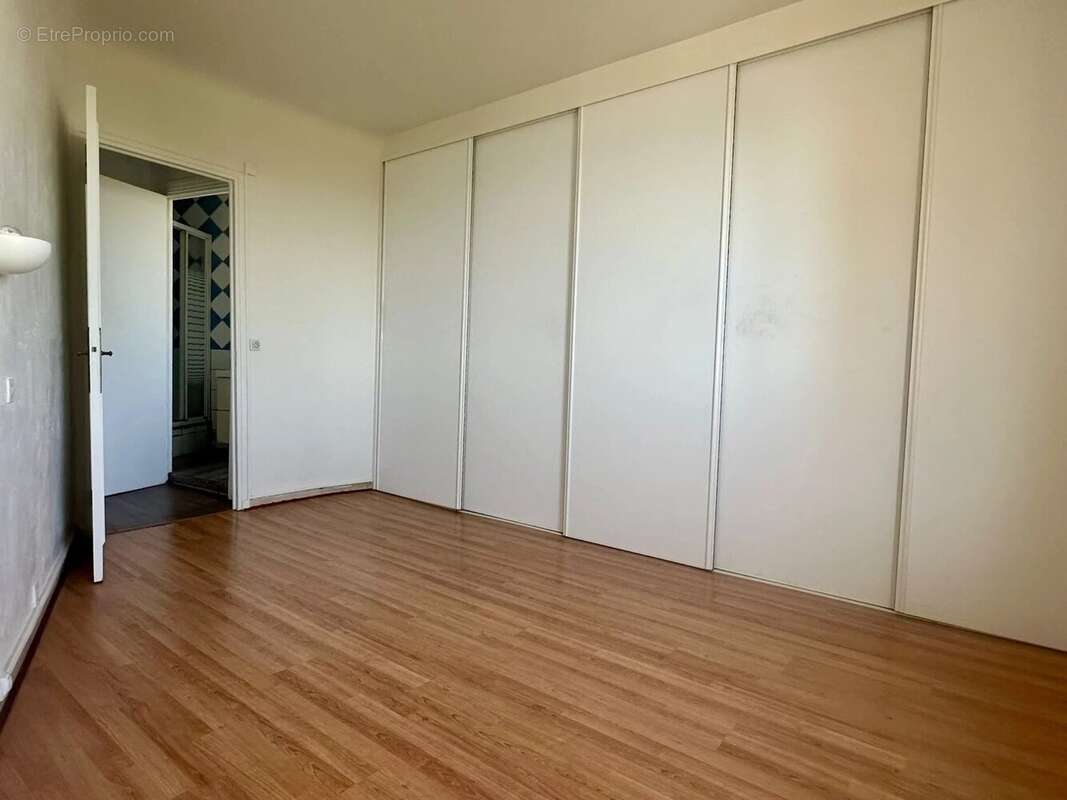 Appartement à CAP-D'AIL