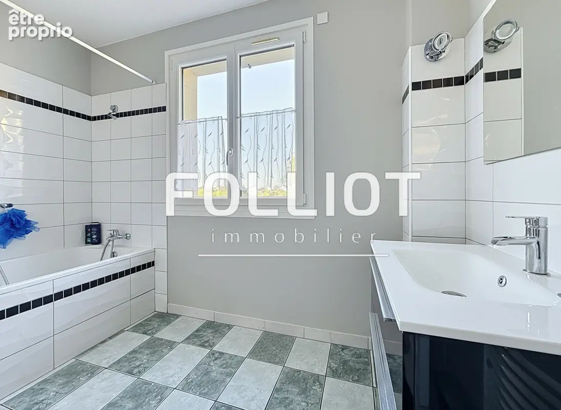 A vendre - Maison  - Le Mesnil Raoult - photo 5