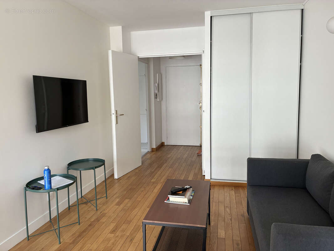 Appartement à PARIS-15E