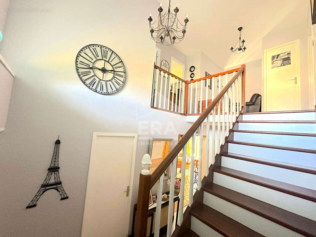 Maison à BOISSISE-LE-ROI